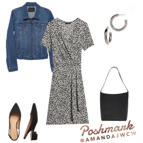 Banana Republic Pleated Wrap Dress - NWT! - Picture 4 of 11